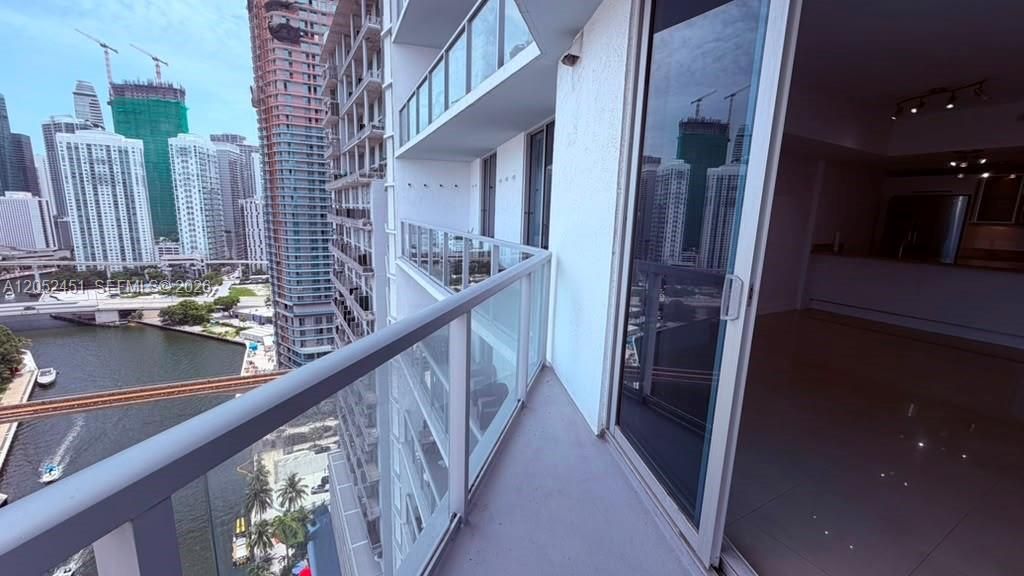 185 SW 7th St, Unit 2505, Miami, FL 33130 Photo