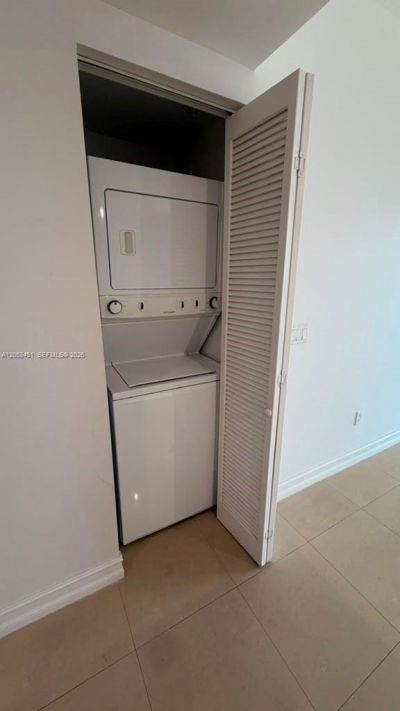 185 SW 7th St, Unit 2505, Miami, FL 33130 Photo