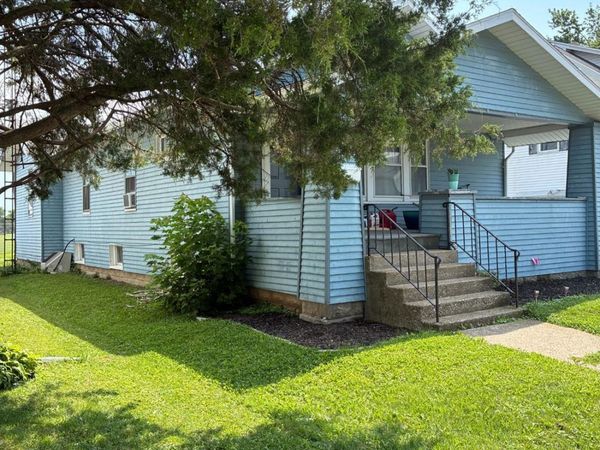 424 E 7th Street, Port Clinton, OH 43452