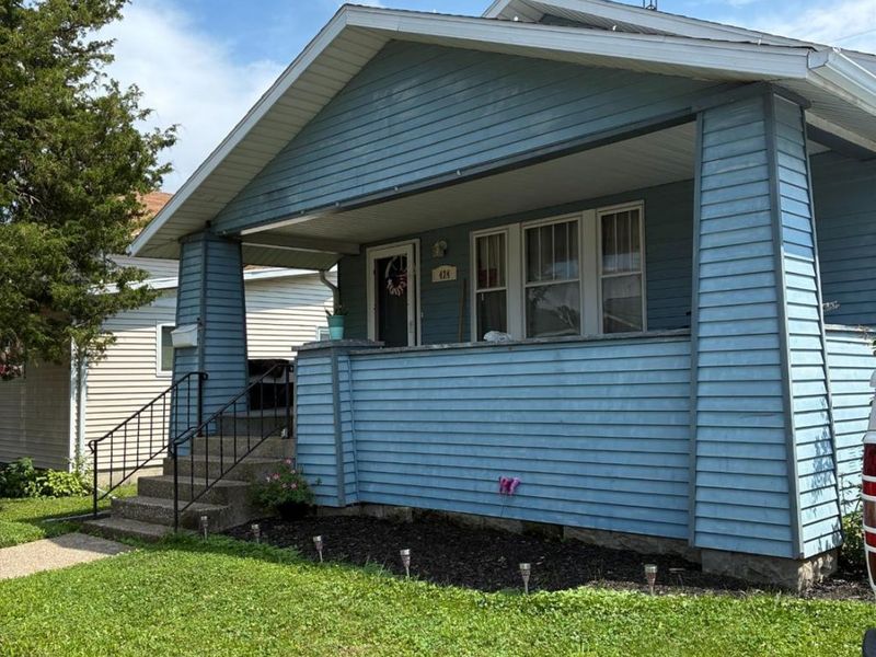 424 E 7th Street, Port Clinton, OH 43452 Photo 2