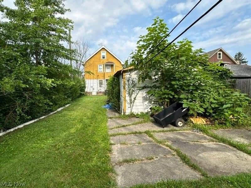 3533 E 135th Street, Cleveland, OH 44120 Photo 6