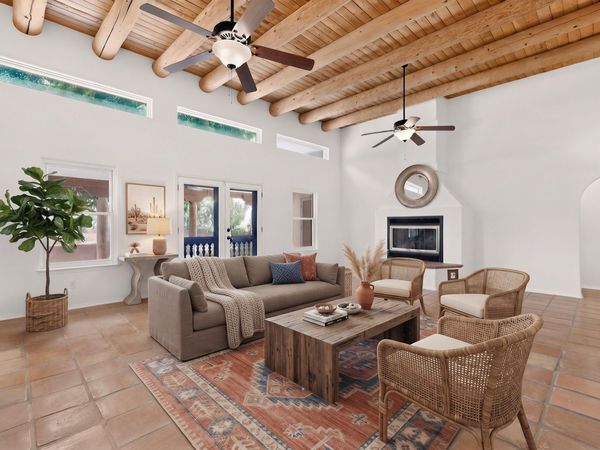 39 Cuesta Road, Santa Fe, NM 87508