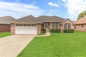 9229 Meandering Drive, North Richland Hills, TX 76182 Main Photo
