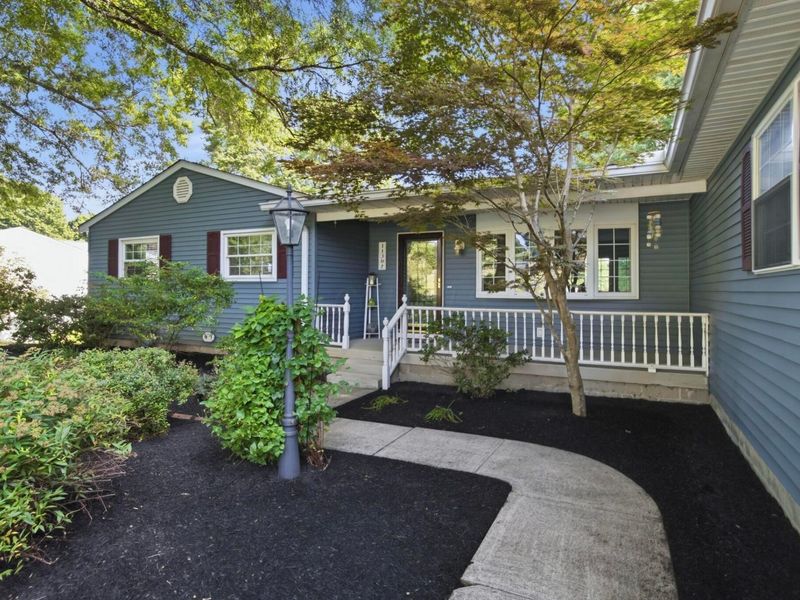 1130 Longwood Drive NE, Lancaster, OH 43130 Photo 3