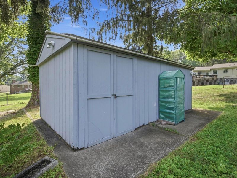 1130 Longwood Drive NE, Lancaster, OH 43130 Photo 35