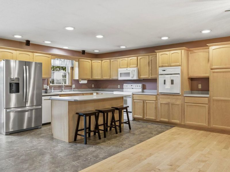 1130 Longwood Drive NE, Lancaster, OH 43130 Photo 7