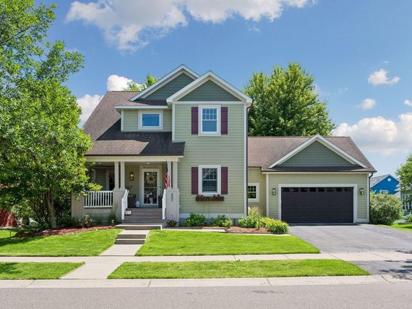 11585 Laketowne View, Albertville, MN 55301