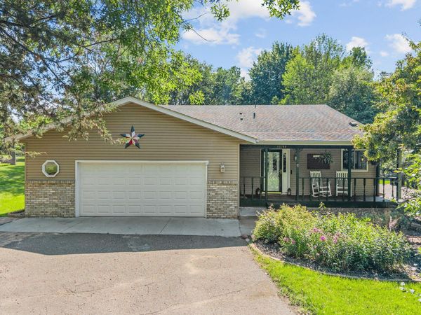 40744 Fenian Way , North Branch, MN 55056