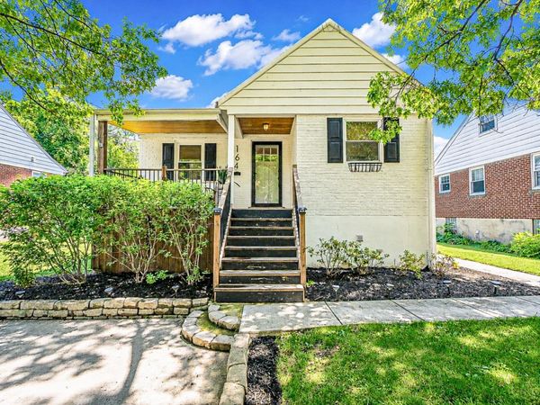 164 S Grove Avenue, Wyoming, OH 45215