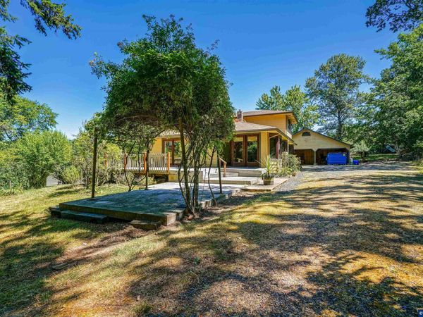 38777 Scravel Hill Rd NE, Albany, OR 97322