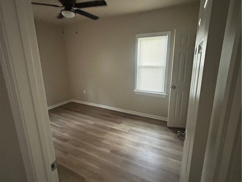 394 Cleveland Road, Cleveland, OH 44108 Photo 34