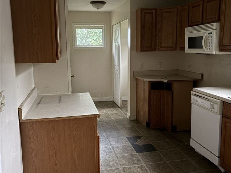6241 W River Road S, Elyria, OH 44035 Photo 4