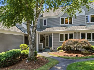 33 Larkspur Court, Unit 123, Nashua, NH 03062