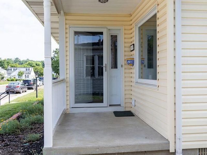 704 N Eastwood Avenue, Lancaster, OH 43130 Photo 2