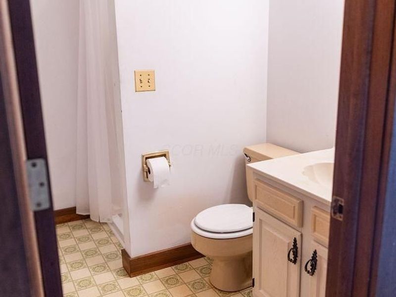 704 N Eastwood Avenue, Lancaster, OH 43130 Photo 21