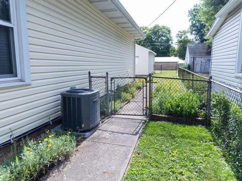 704 N Eastwood Avenue, Lancaster, OH 43130 Photo 31