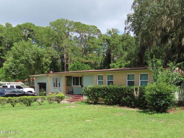 2295 LAKE Drive, Jacksonville, FL 32246