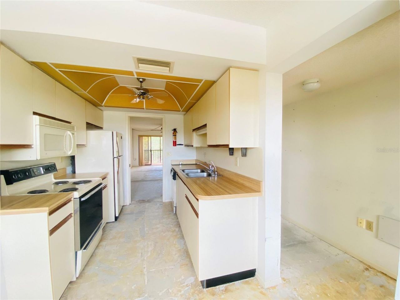 635 30th Avenue W, Unit F 404, Bradenton, FL 34205 Photo
