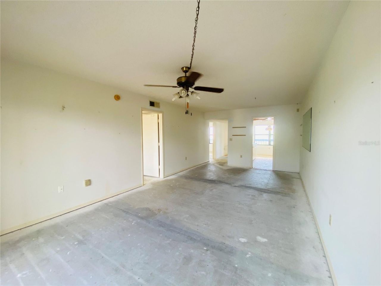 635 30th Avenue W, Unit F 404, Bradenton, FL 34205 Photo