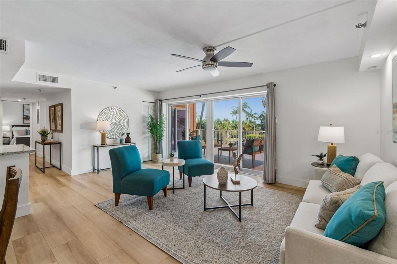 7430 Sunshine Skyway Lane S, Unit 201, Saint Petersburg, FL 33711 Photo