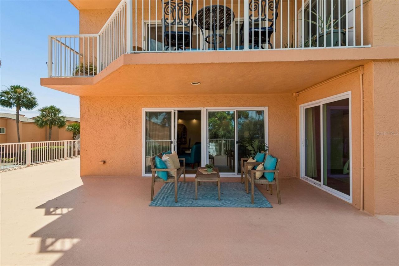 7430 Sunshine Skyway Lane S, Unit 201, Saint Petersburg, FL 33711 Photo