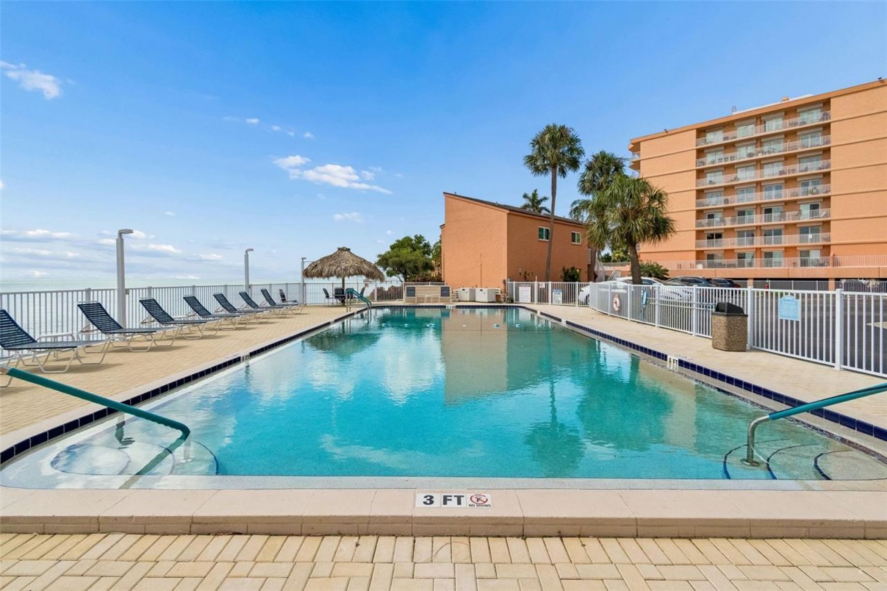 7430 Sunshine Skyway Lane S, Unit 201, Saint Petersburg, FL 33711 Photo
