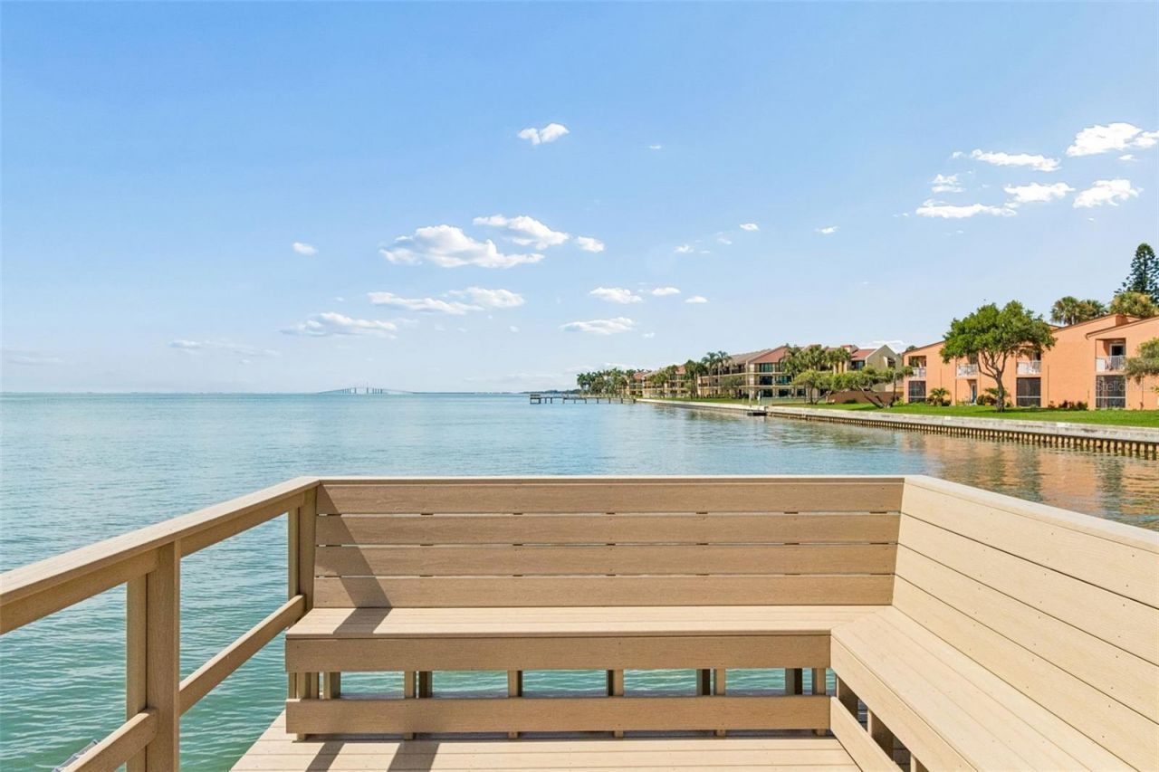 7430 Sunshine Skyway Lane S, Unit 201, Saint Petersburg, FL 33711 Photo