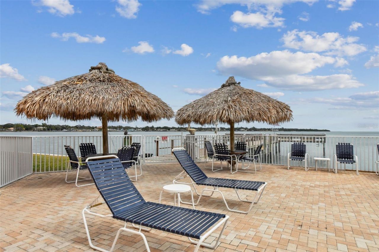 7430 Sunshine Skyway Lane S, Unit 201, Saint Petersburg, FL 33711 Photo