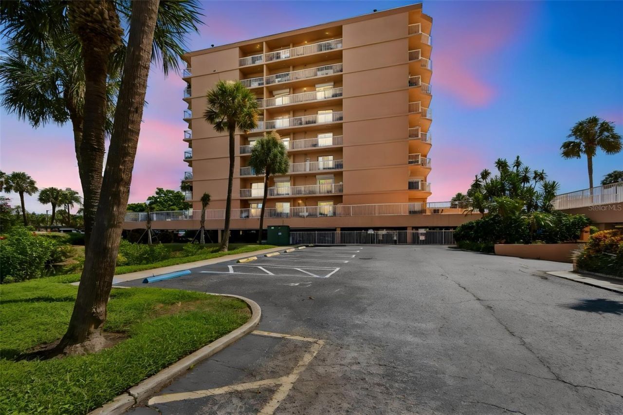 7430 Sunshine Skyway Lane S, Unit 201, Saint Petersburg, FL 33711 Photo