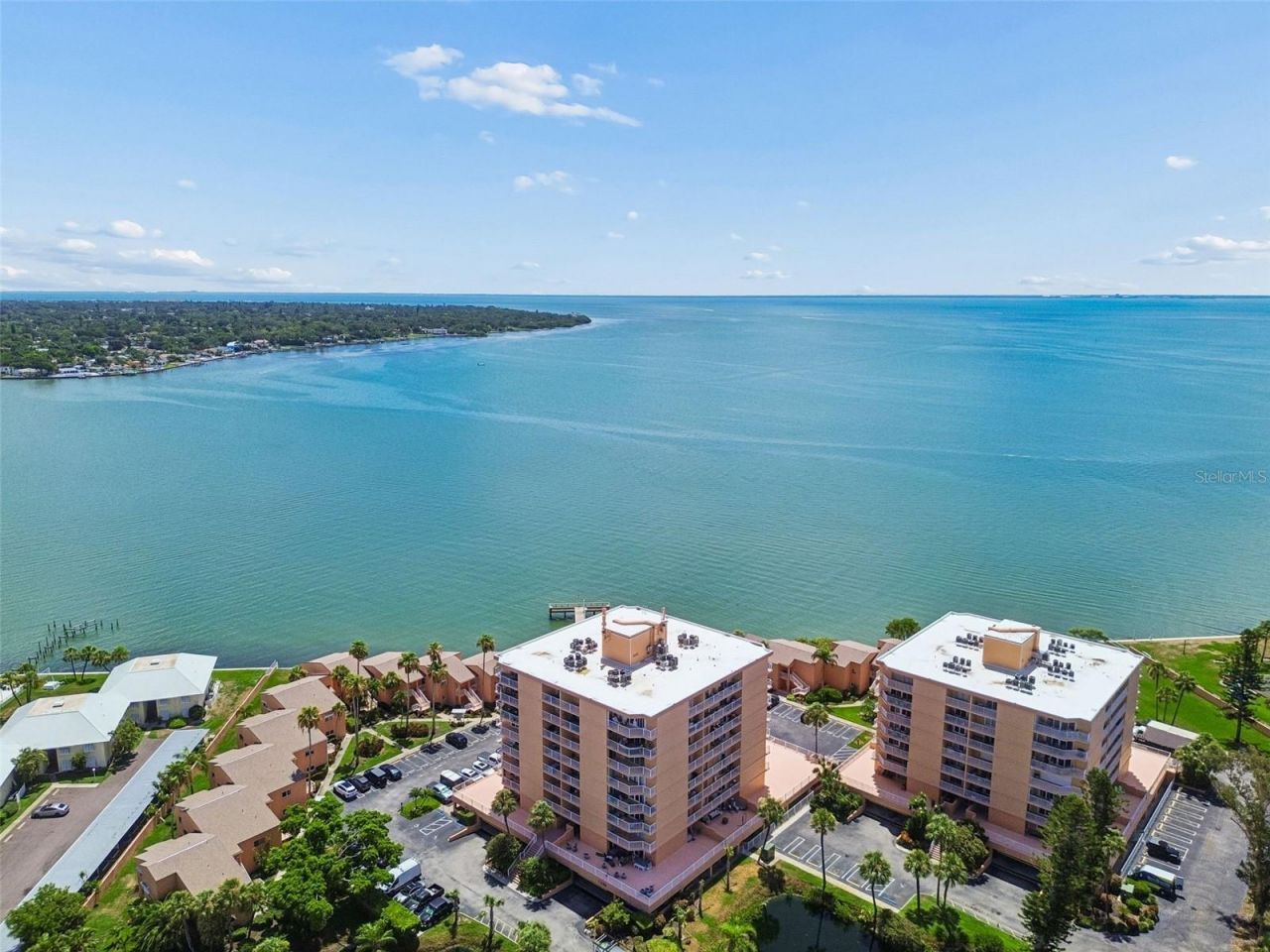 7430 Sunshine Skyway Lane S, Unit 201, Saint Petersburg, FL 33711 Photo