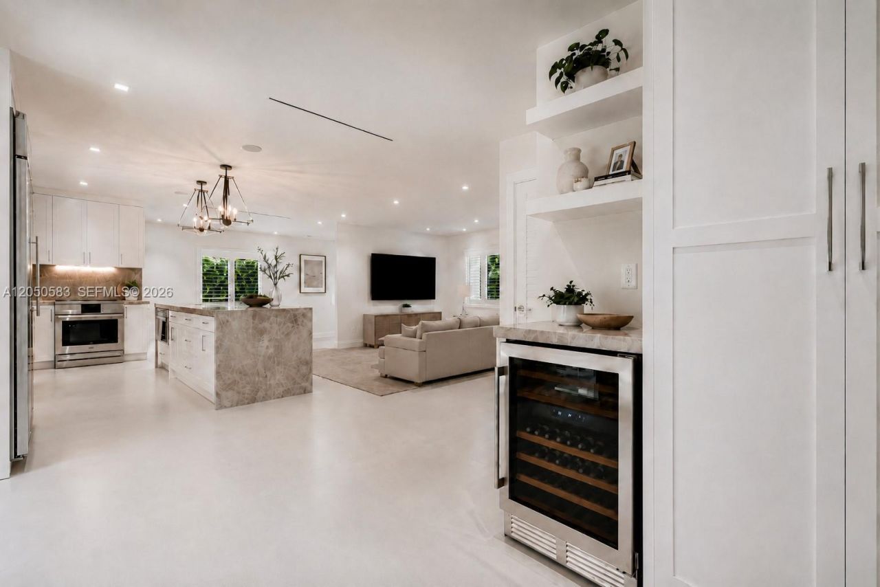 7107 SW 63rd Ave , South Miami, FL 33143 Photo