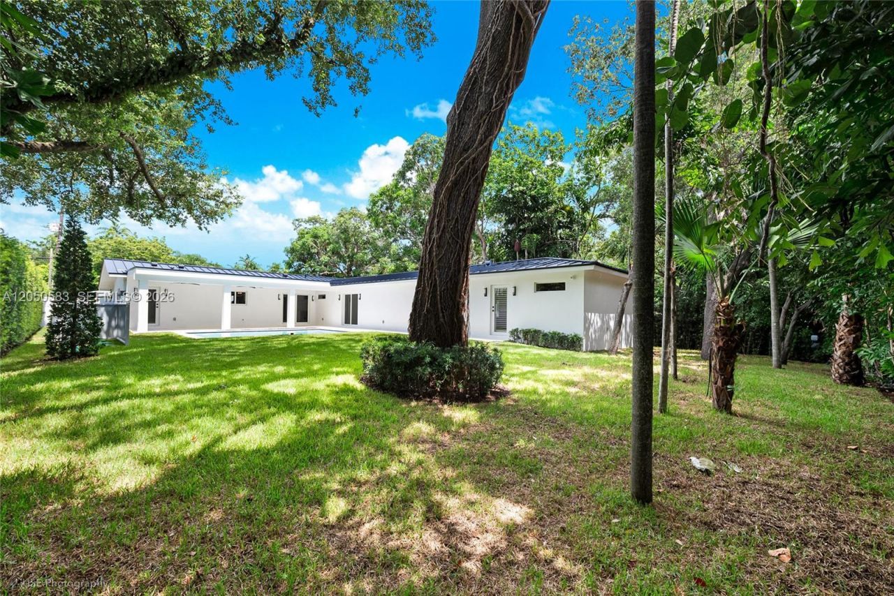 7107 SW 63rd Ave , South Miami, FL 33143 Photo