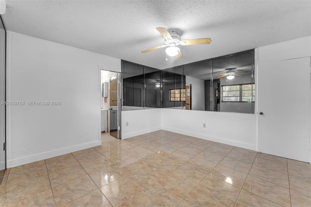 10873 NW 1st Ln , Unit 10873, Miami, FL 33172 Photo