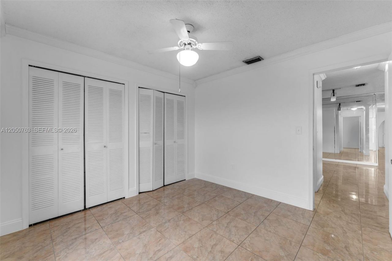 10873 NW 1st Ln , Unit 10873, Miami, FL 33172 Photo
