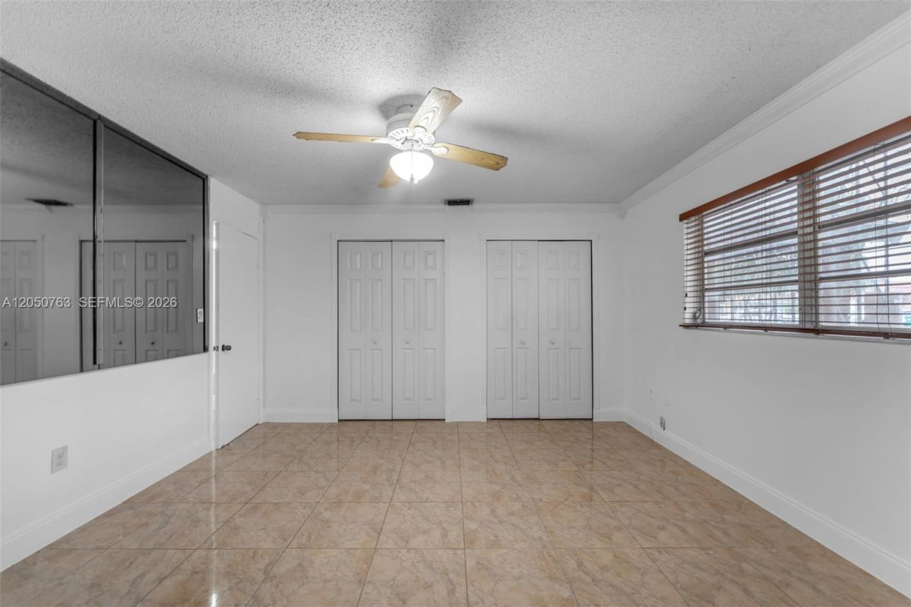 10873 NW 1st Ln , Unit 10873, Miami, FL 33172 Photo