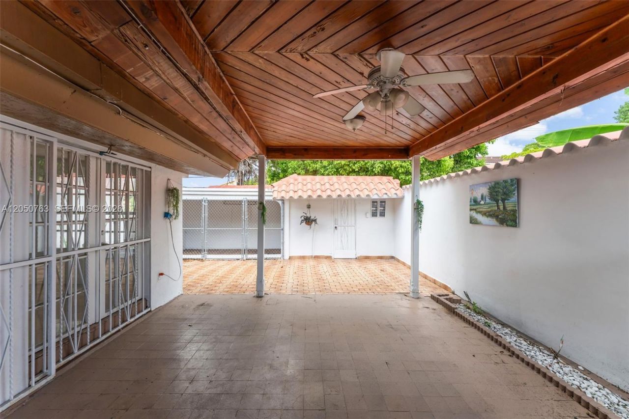 10873 NW 1st Ln , Unit 10873, Miami, FL 33172 Photo