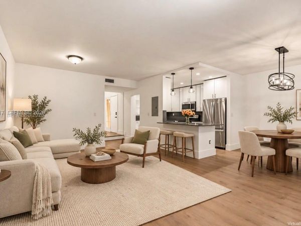 8340 SW 154th Ave, Unit 60, Miami, FL 33193