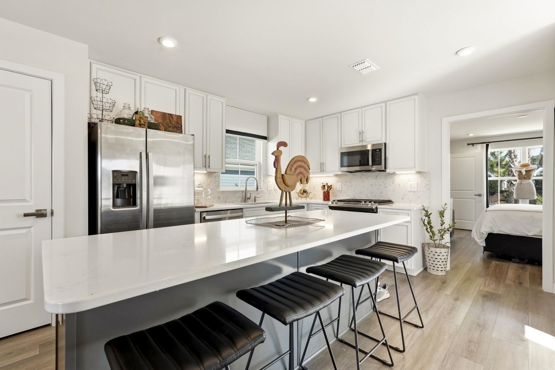 2524 Rowyn St. Photo 8