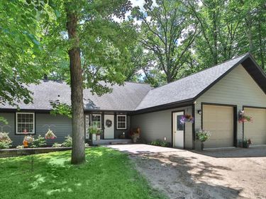 2311 E River Road, Motley, MN 56466