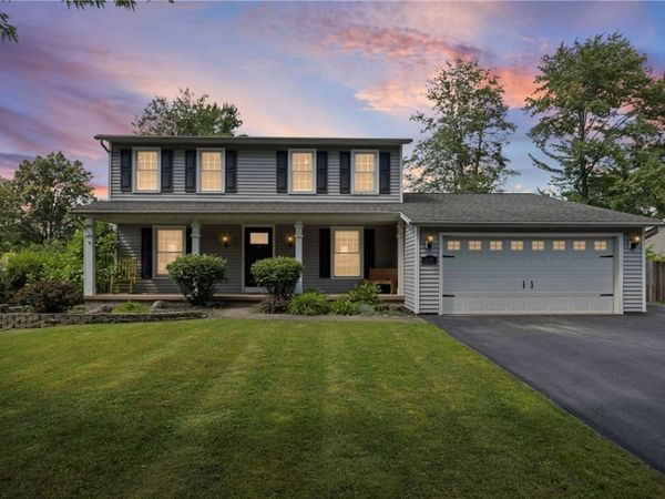 610 Vintage Lane, Greece, NY 14615