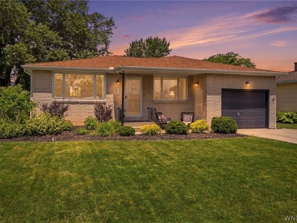 256 Claudette Court, Depew, NY 14043