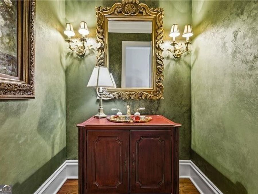 Property Image 38