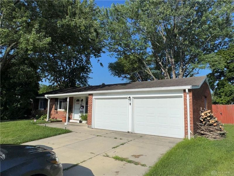 703 Hile Lane, Englewood, OH 45322 Photo 2