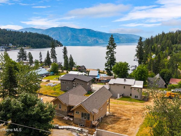 1108 Garfield Bay Rd , Sagle, ID 83860