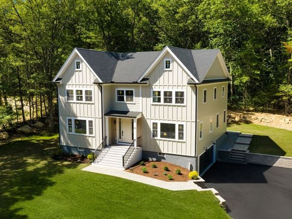 87 Lakeview Street, Sharon, MA 02067