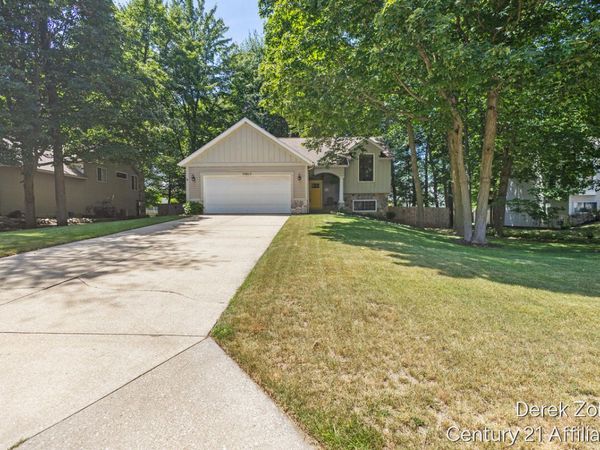 11021 Timberline Drive, Allendale, MI 49401
