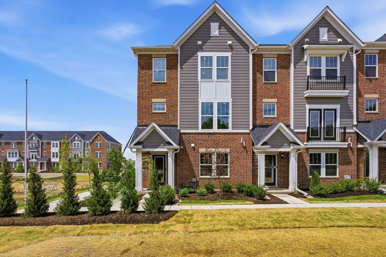 217 Steeple Bush Lane , Schaumburg, IL 60193