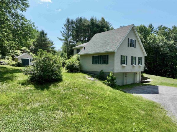 22 Fox Run, Piermont, NH 03779