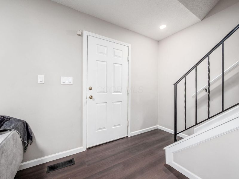 1438 Bairstow Court, Galloway, OH 43119 Photo 7