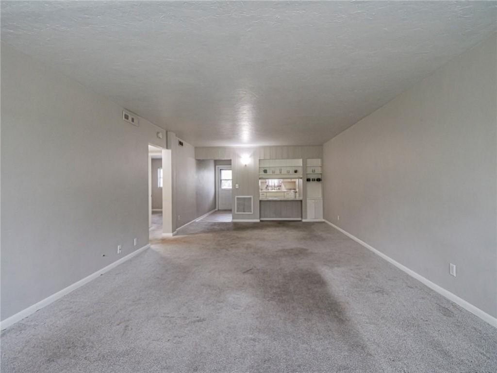 677 Royal Palm Boulevard, Unit 12, Vero Beach, FL 32960 Photo